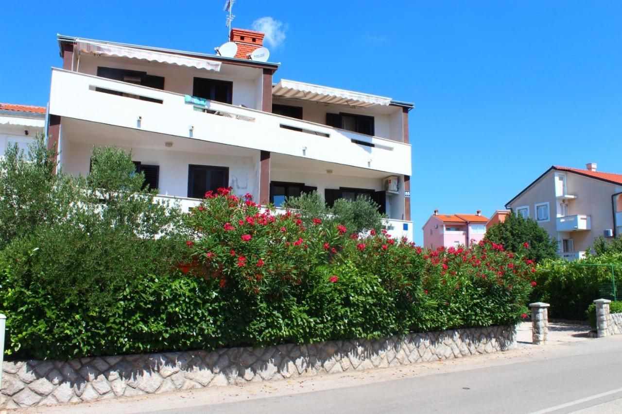 Apartment Arna Krk Town Extérieur photo